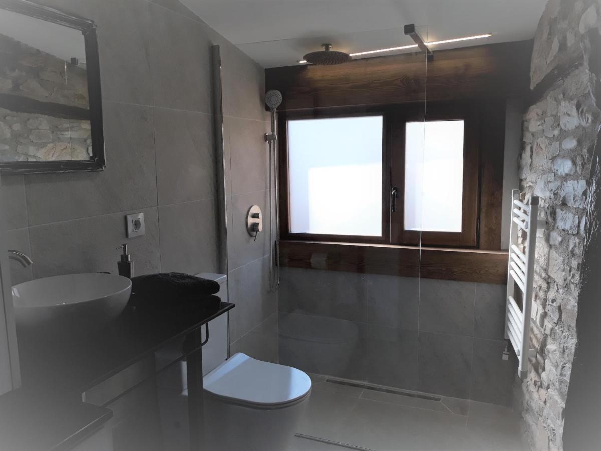 Plaza Catedral Jaca Apartman Kültér fotó