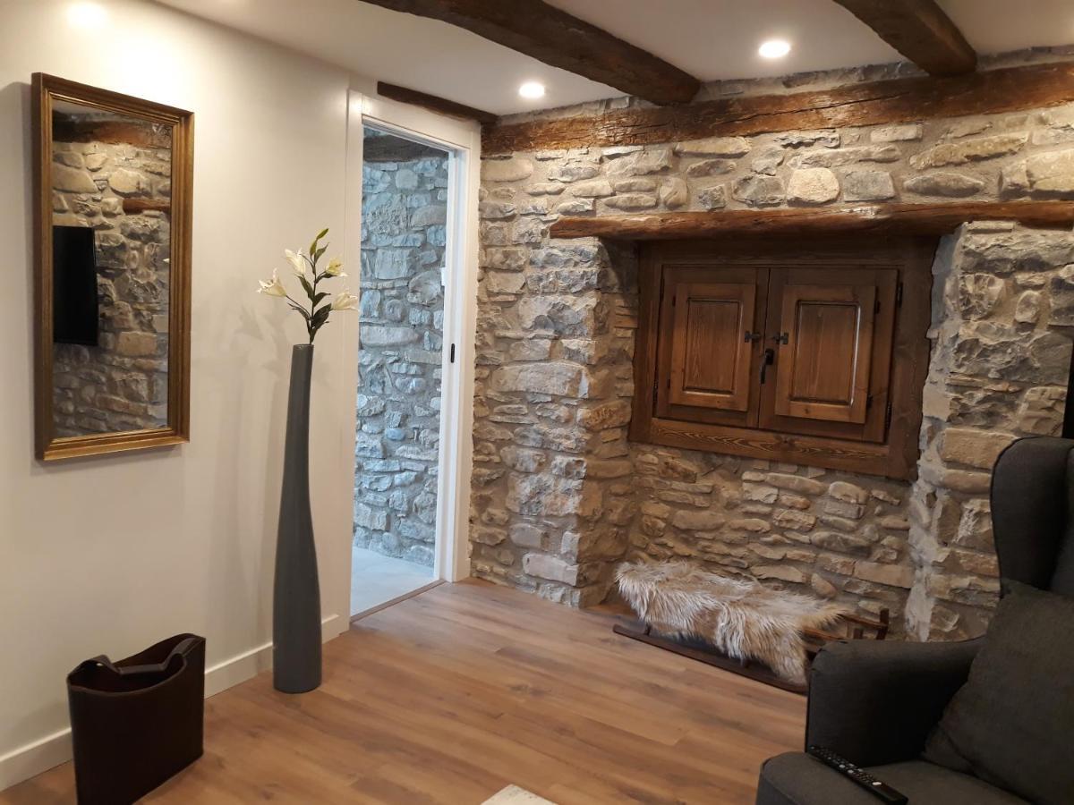 Plaza Catedral Jaca Apartman Kültér fotó